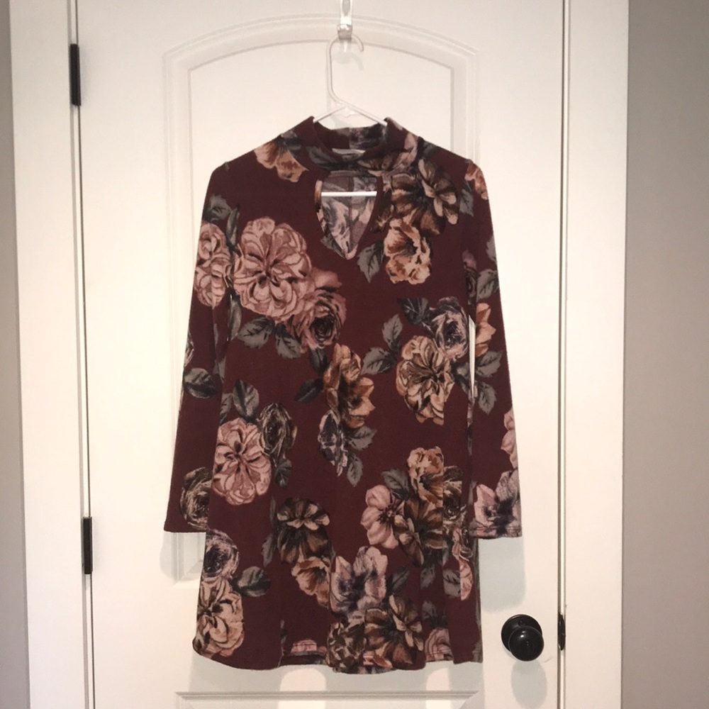 Burgundy boutique dress only worn once.